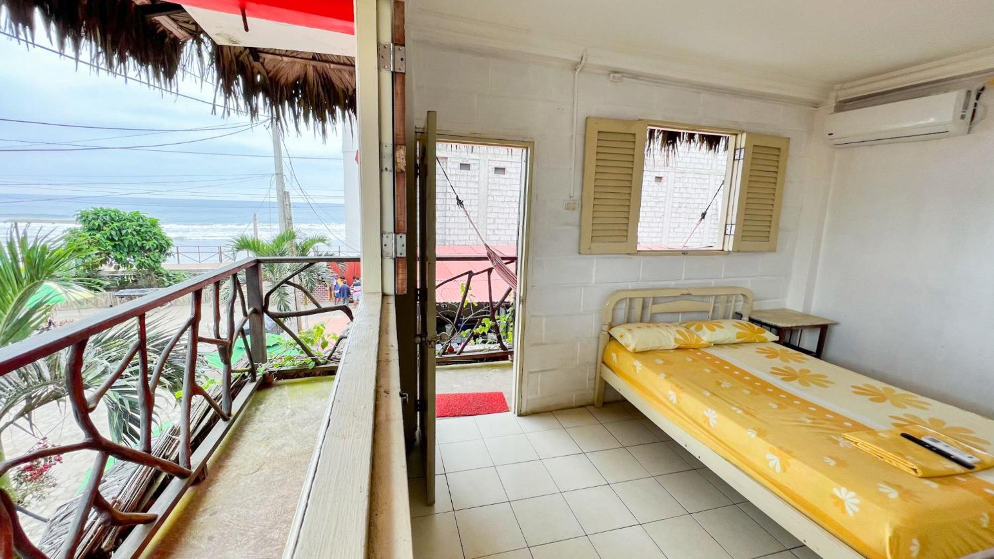 Arrecife Montanita Hostal ภายนอก รูปภาพ